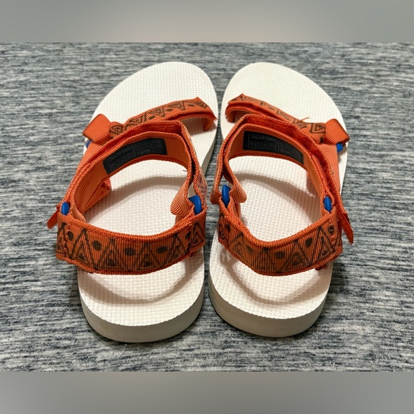 Teva Velcro Sandals Ladies Size 9 - like new! - Picture 2 of 7